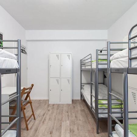 Opera Hostel Poznań Eksteriør billede