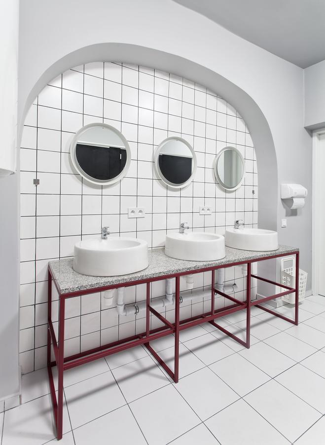 Opera Hostel Poznań Eksteriør billede