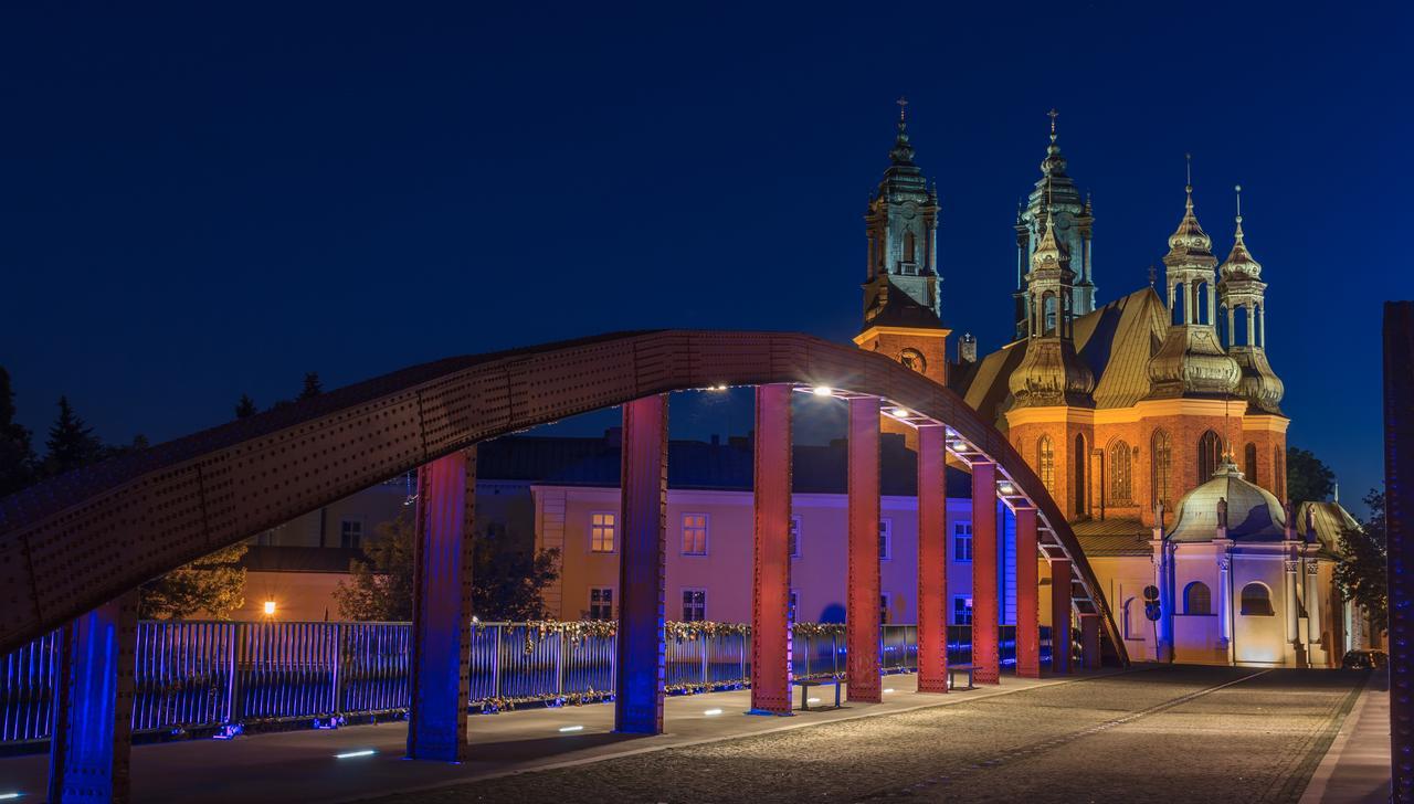Opera Hostel Poznań Eksteriør billede